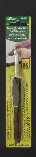 Clover Amour crochet hook size 6