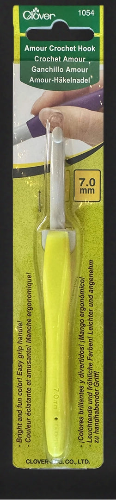 Crochet Hook Clover Amour size 7