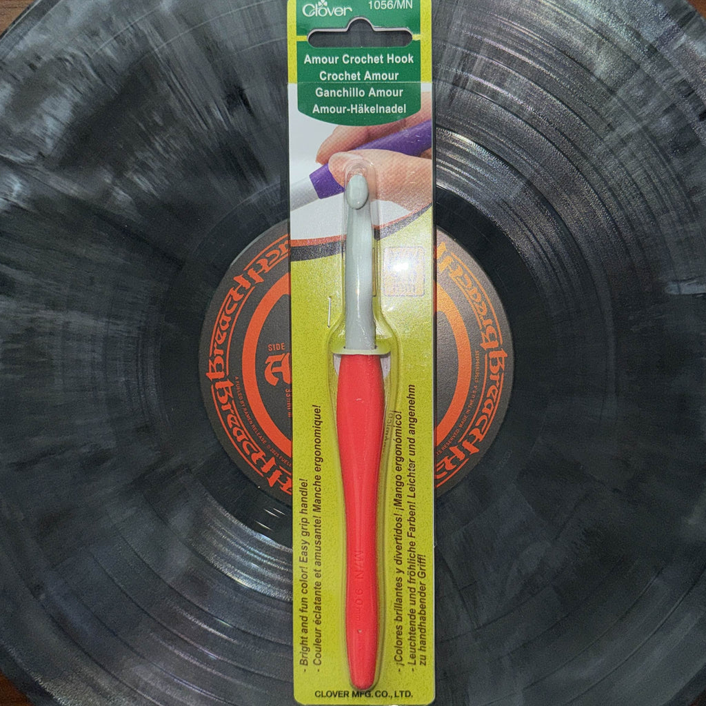 Clover Amour Crochet Hook