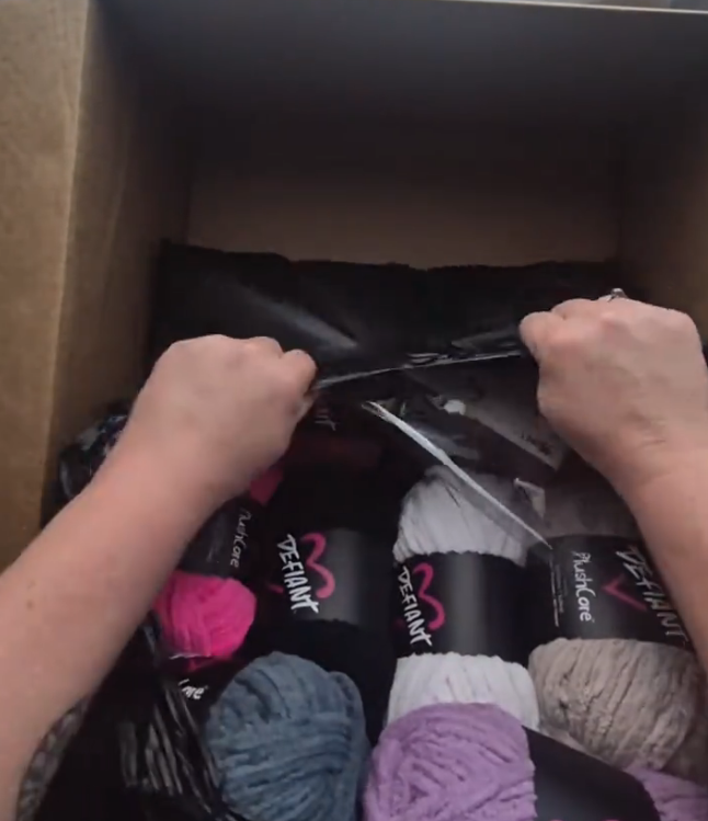 Unboxing TT: @WaningMoonCraftCo